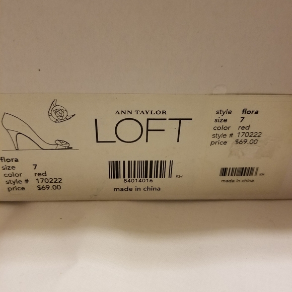 Ann Taylor Loft - Picture 2 of 6